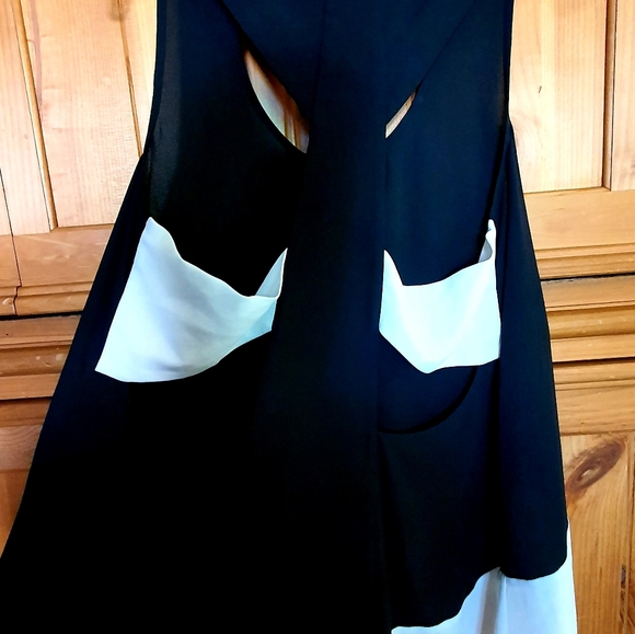 BCBG blouse - Picture 3 of 6